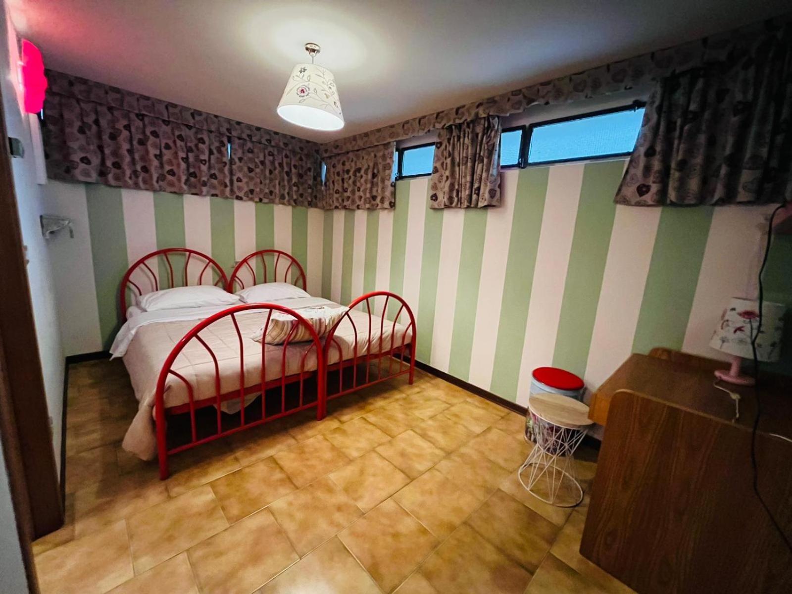 San Luigi - Rooms & Apartments Campodolcino Rum bild